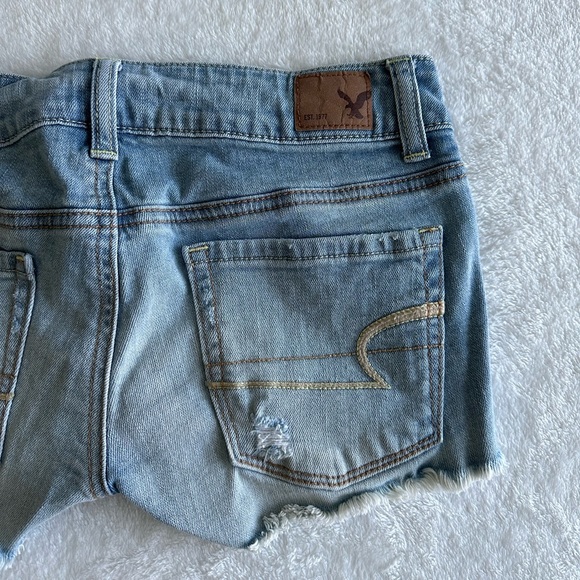 American Eagle Jean Shorts - Stretch Shortie - Picture 4 of 6